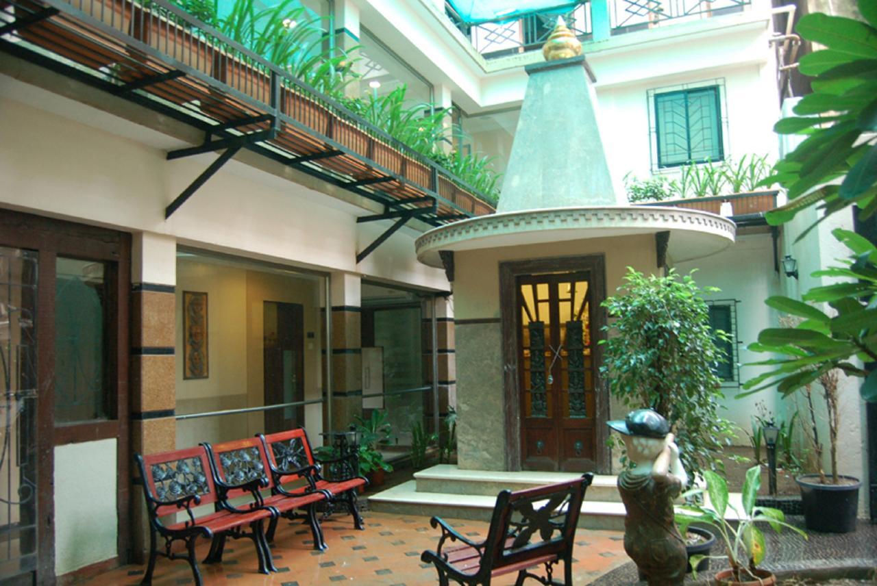 Haredia Hotel Мумбай Екстериор снимка